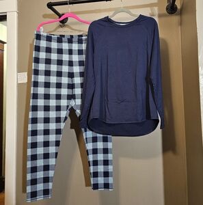 Climate Right by Cuddl Duds Two Piece Fleece Lined Base Layer Set